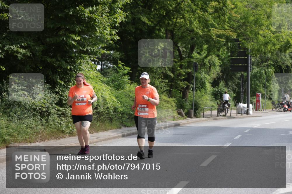 15.06.2025 - REWE Women's Run Jannik Wohlers http://msf.ph/oto/7947015 15.06.2025 10:21:35 Laufen 5515, 5258 meine-sportfotos.de
