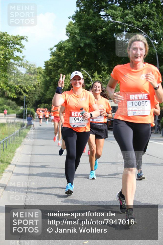 15.06.2025 - REWE Women's Run Jannik Wohlers http://msf.ph/oto/7947016 15.06.2025 09:45:36 Laufen 10435, 10055 meine-sportfotos.de