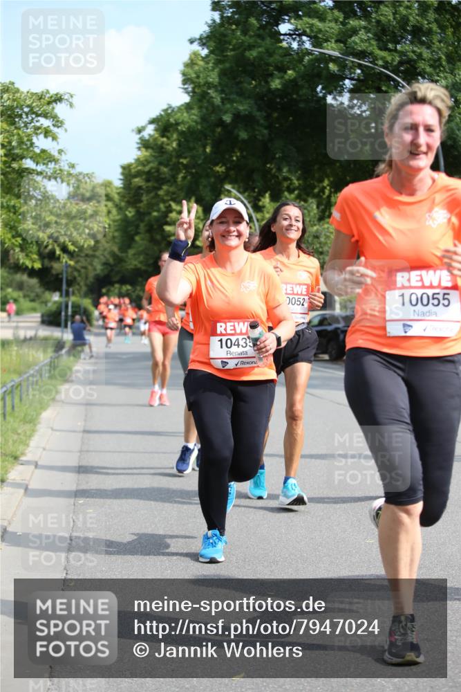 15.06.2025 - REWE Women's Run Jannik Wohlers http://msf.ph/oto/7947024 15.06.2025 09:45:37 Laufen 1043, 0052, 1005 meine-sportfotos.de
