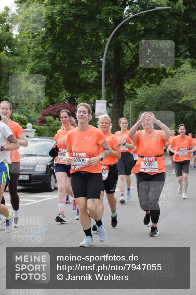 15.06.2025 - REWE Women's Run Jannik Wohlers http://msf.ph/oto/7947055 15.06.2025 08:30:18 Laufen 1043, 1030, 10209, 10081, 10335, 33 meine-sportfotos.de