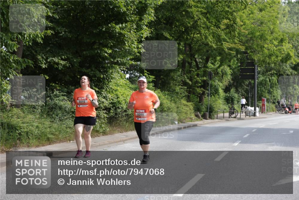 15.06.2025 - REWE Women's Run Jannik Wohlers http://msf.ph/oto/7947068 15.06.2025 10:21:36 Laufen 5515, 5258 meine-sportfotos.de