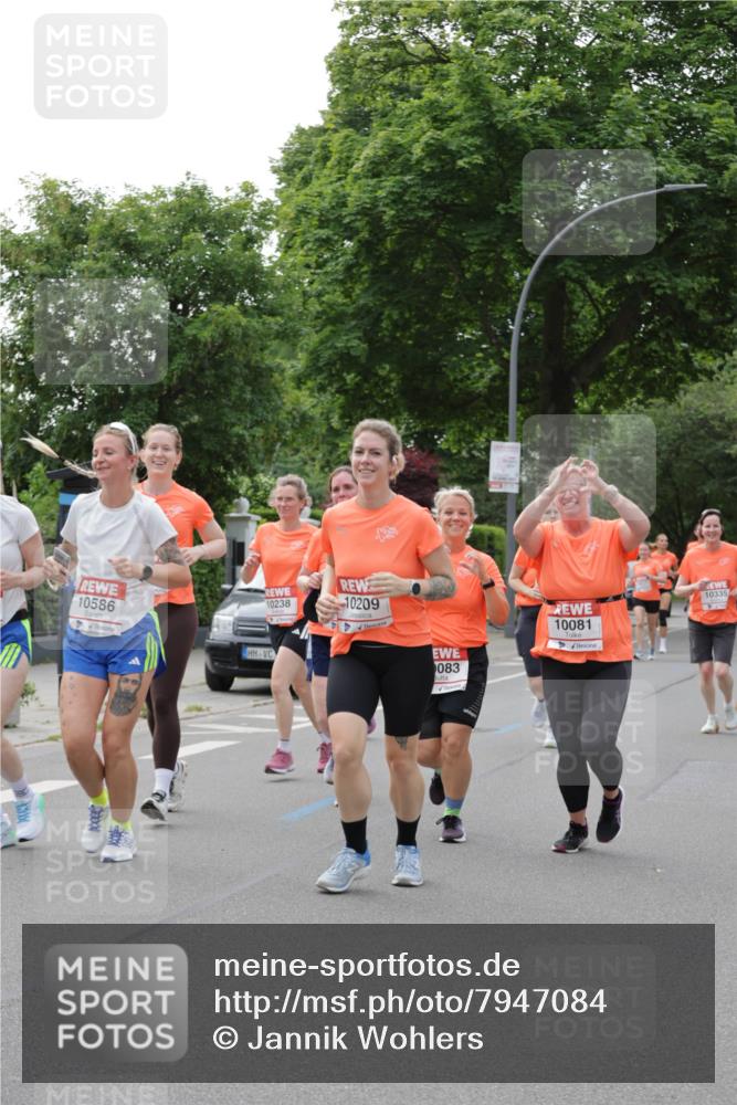 15.06.2025 - REWE Women's Run Jannik Wohlers http://msf.ph/oto/7947084 15.06.2025 08:30:18 Laufen 10586, 10238, 10209, 083, 10081, 10335 meine-sportfotos.de