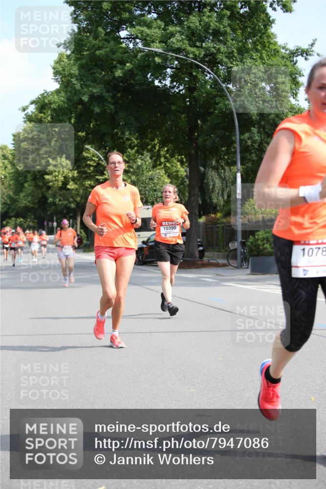 15.06.2025 - REWE Women's Run Jannik Wohlers http://msf.ph/oto/7947086 15.06.2025 09:45:39 Laufen 10390 meine-sportfotos.de