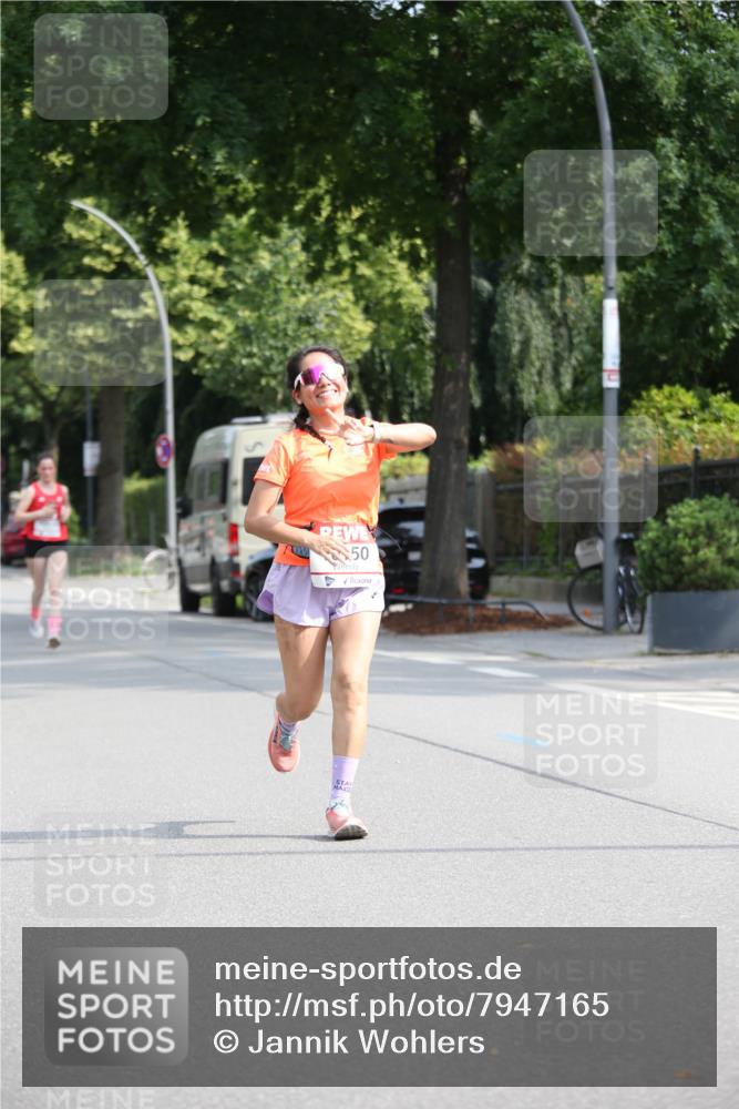 15.06.2025 - REWE Women's Run Jannik Wohlers http://msf.ph/oto/7947165 15.06.2025 09:45:43 Laufen  meine-sportfotos.de