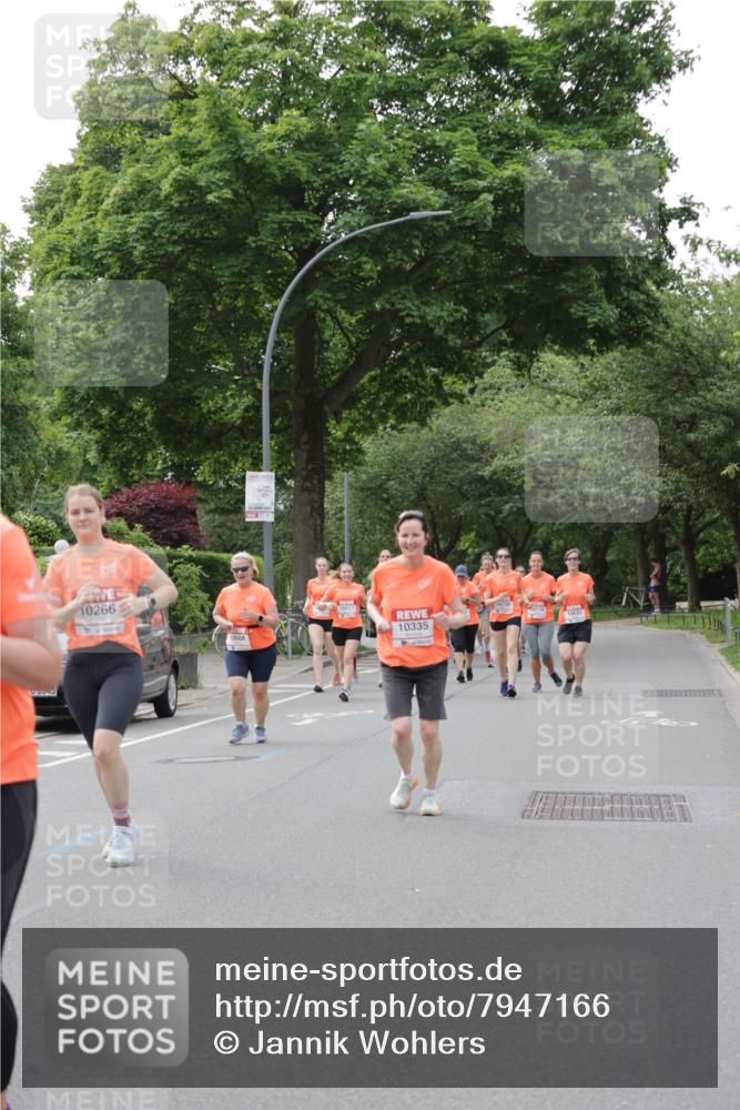 15.06.2025 - REWE Women's Run Jannik Wohlers http://msf.ph/oto/7947166 15.06.2025 08:30:20 Laufen 10266, 10735, 0116, 10633, 10335, 10604 meine-sportfotos.de