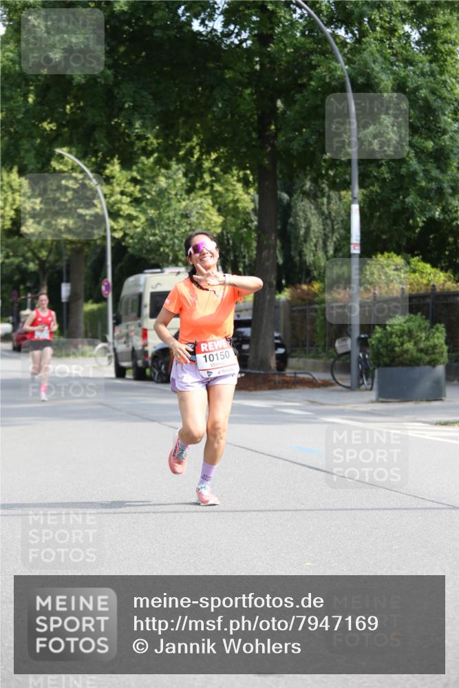 15.06.2025 - REWE Women's Run Jannik Wohlers http://msf.ph/oto/7947169 15.06.2025 09:45:43 Laufen 10150 meine-sportfotos.de
