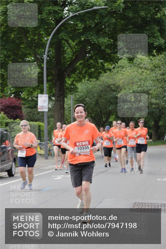 15.06.2025 - REWE Women's Run Jannik Wohlers http://msf.ph/oto/7947198 15.06.2025 08:30:21 Laufen 10604, 10335, 10633, 10735, 10116 meine-sportfotos.de