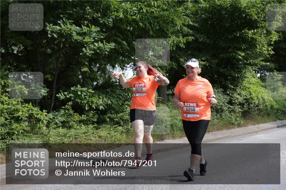 15.06.2025 - REWE Women's Run Jannik Wohlers http://msf.ph/oto/7947201 15.06.2025 10:21:39 Laufen 5515, 5258 meine-sportfotos.de