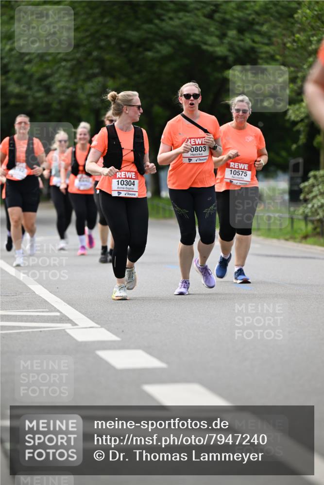 15.06.2025 - REWE Women's Run Dr. Thomas Lammeyer http://msf.ph/oto/7947240 15.06.2025 09:24:00 Laufen 10304, 0803, 10575 meine-sportfotos.de
