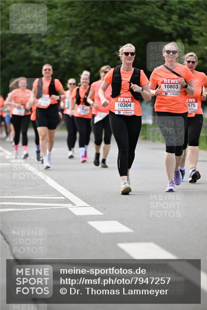 15.06.2025 - REWE Women's Run Dr. Thomas Lammeyer http://msf.ph/oto/7947257 15.06.2025 09:24:01 Laufen 10304, 10803, 575 meine-sportfotos.de
