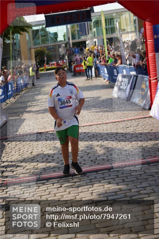 13.06.2025 - Holstenköstenlauf Felixshl http://msf.ph/oto/7947261 13.06.2025 18:14:35 Laufen 3045 meine-sportfotos.de