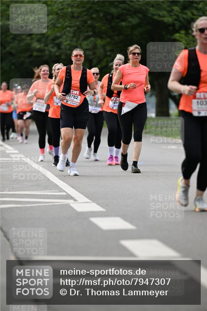 15.06.2025 - REWE Women's Run Dr. Thomas Lammeyer http://msf.ph/oto/7947307 15.06.2025 09:24:03 Laufen 10655, 10782 meine-sportfotos.de