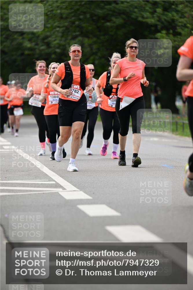 15.06.2025 - REWE Women's Run Dr. Thomas Lammeyer http://msf.ph/oto/7947329 15.06.2025 09:24:04 Laufen 9782, 10840 meine-sportfotos.de