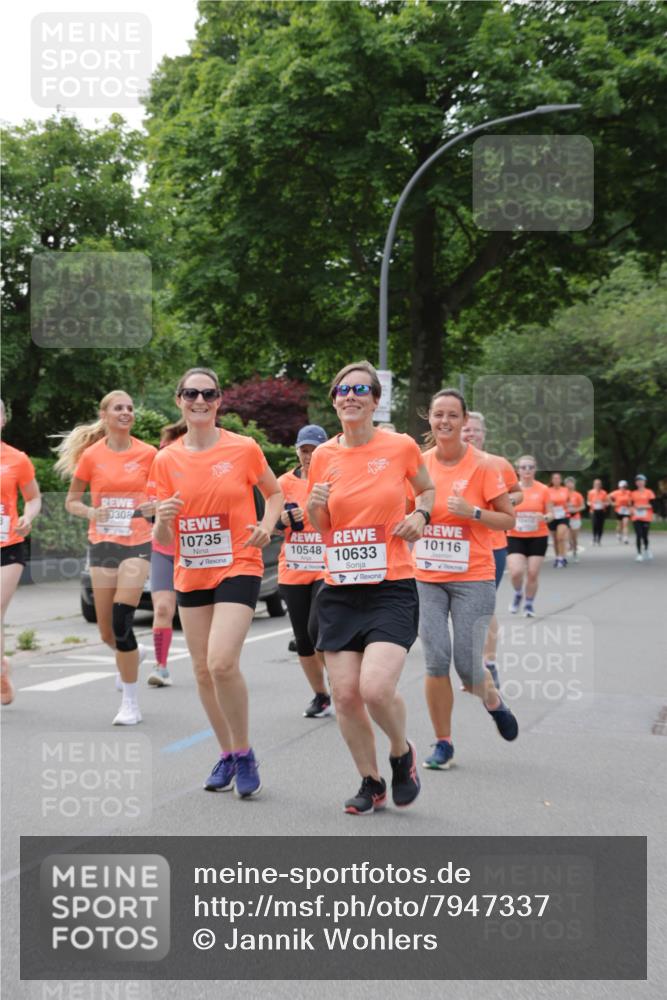 15.06.2025 - REWE Women's Run Jannik Wohlers http://msf.ph/oto/7947337 15.06.2025 08:30:28 Laufen 0308, 10735, 10548, 10633, 10116 meine-sportfotos.de