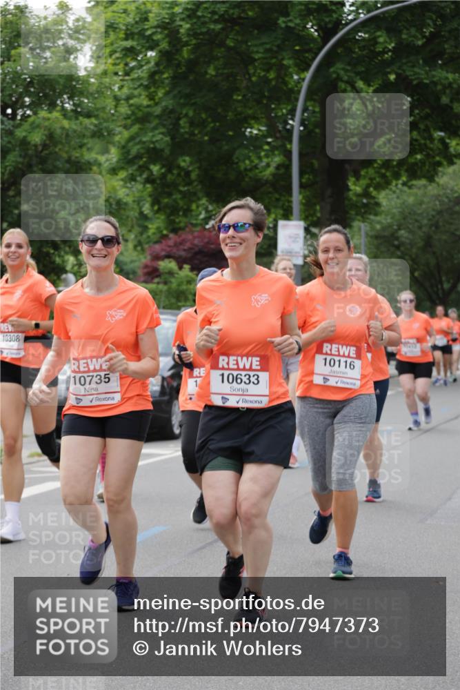 15.06.2025 - REWE Women's Run Jannik Wohlers http://msf.ph/oto/7947373 15.06.2025 08:30:28 Laufen 10308, 10735, 10412, 10116, 10633 meine-sportfotos.de