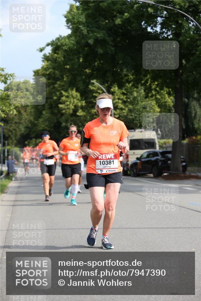 15.06.2025 - REWE Women's Run Jannik Wohlers http://msf.ph/oto/7947390 15.06.2025 09:45:53 Laufen 10145, 10381 meine-sportfotos.de