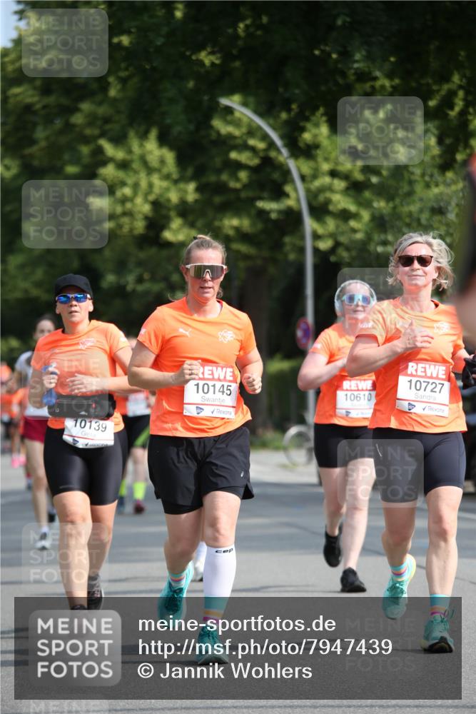 15.06.2025 - REWE Women's Run Jannik Wohlers http://msf.ph/oto/7947439 15.06.2025 09:45:55 Laufen 10139, 10145, 10610, 10727 meine-sportfotos.de