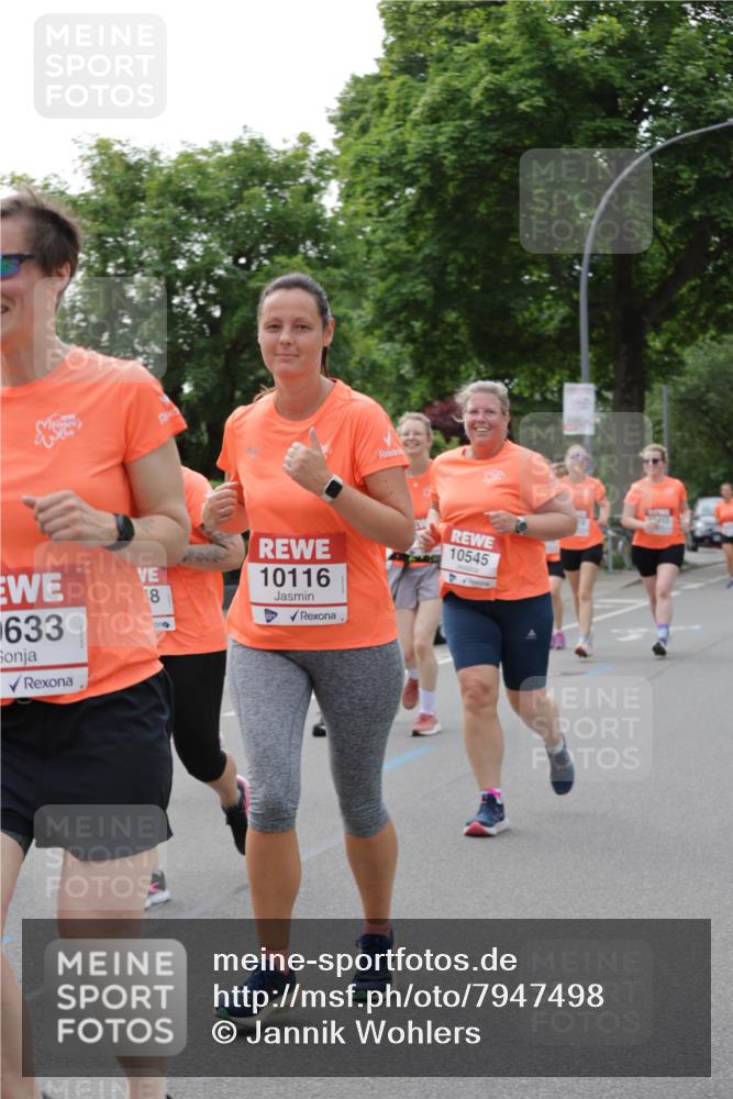 15.06.2025 - REWE Women's Run Jannik Wohlers http://msf.ph/oto/7947498 15.06.2025 08:30:30 Laufen 633, 8, 10116, 10545, 54 meine-sportfotos.de