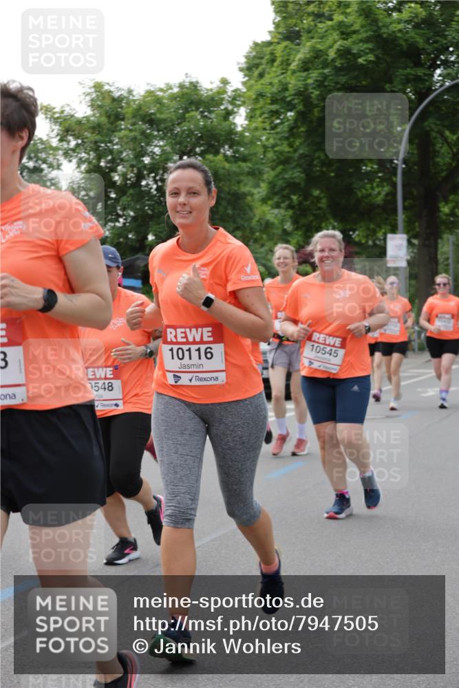 15.06.2025 - REWE Women's Run Jannik Wohlers http://msf.ph/oto/7947505 15.06.2025 08:30:30 Laufen 3, 1548, 10116, 10545 meine-sportfotos.de