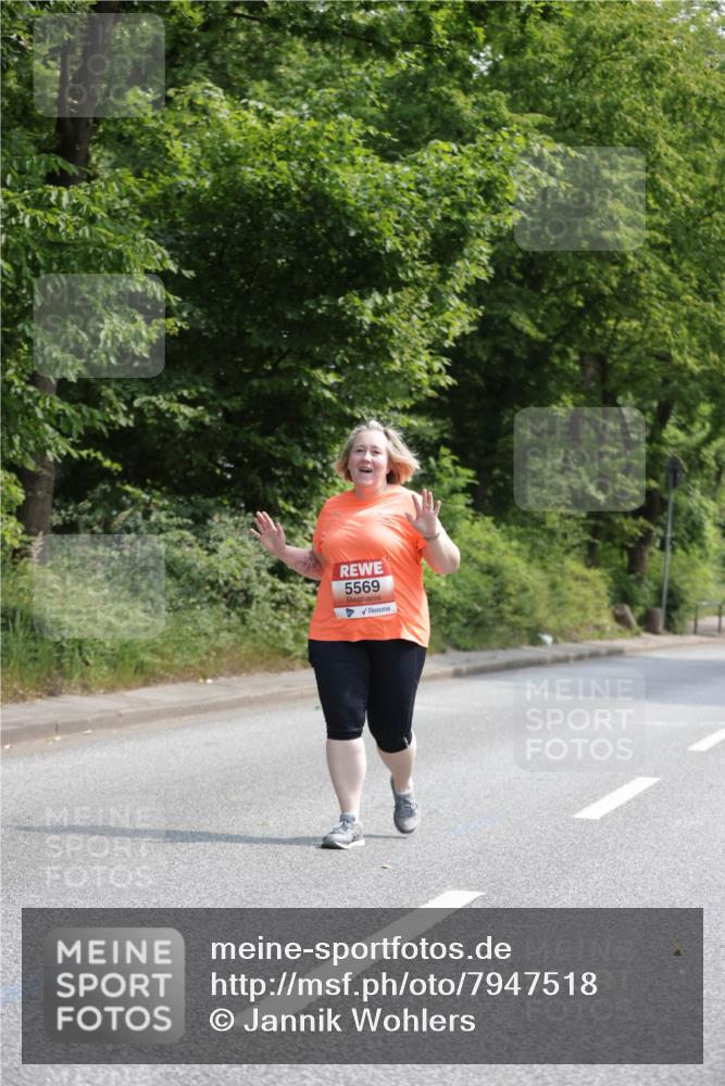 15.06.2025 - REWE Women's Run Jannik Wohlers http://msf.ph/oto/7947518 15.06.2025 10:23:25 Laufen 5569 meine-sportfotos.de