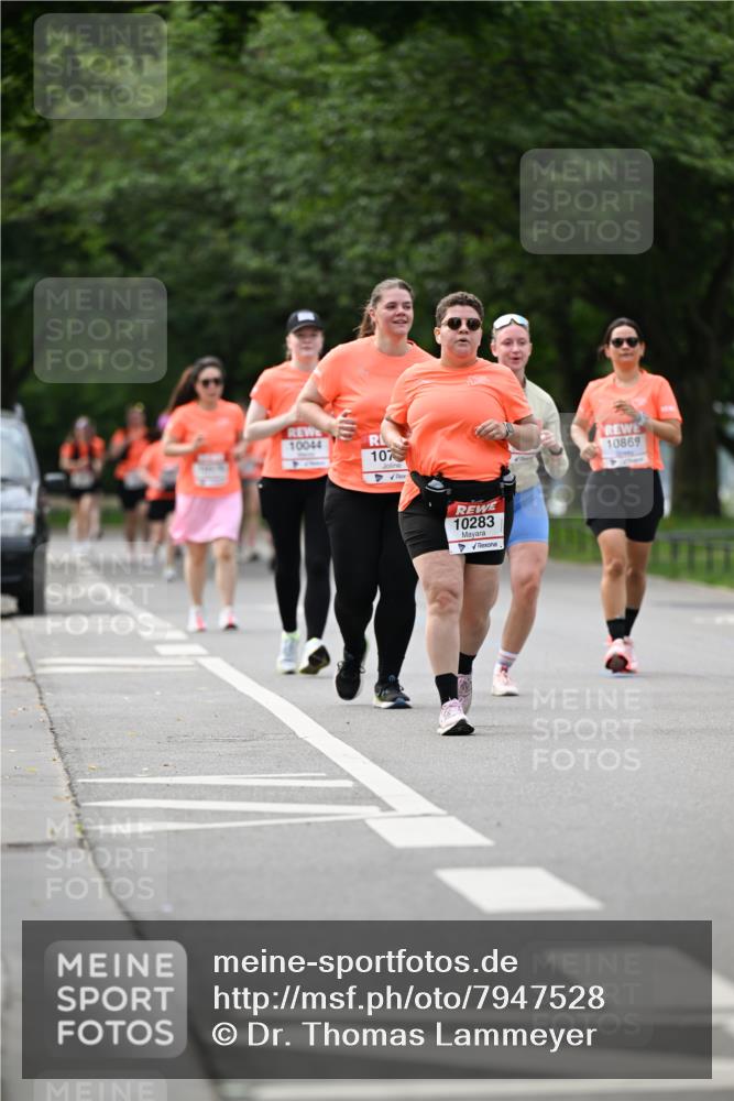 15.06.2025 - REWE Women's Run Dr. Thomas Lammeyer http://msf.ph/oto/7947528 15.06.2025 09:24:14 Laufen 10044, 107, 10283, 10869 meine-sportfotos.de