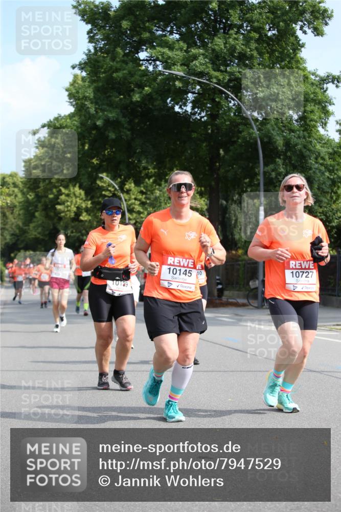 15.06.2025 - REWE Women's Run Jannik Wohlers http://msf.ph/oto/7947529 15.06.2025 09:45:57 Laufen 10145, 10, 10727, 10139 meine-sportfotos.de