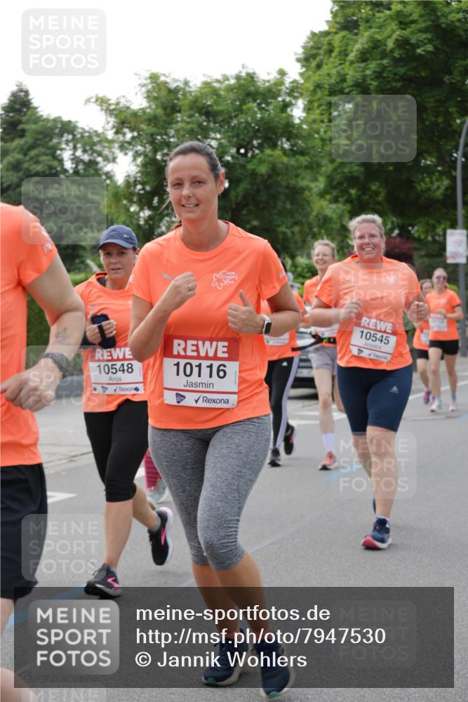15.06.2025 - REWE Women's Run Jannik Wohlers http://msf.ph/oto/7947530 15.06.2025 08:30:30 Laufen 10548, 10116, 10545 meine-sportfotos.de