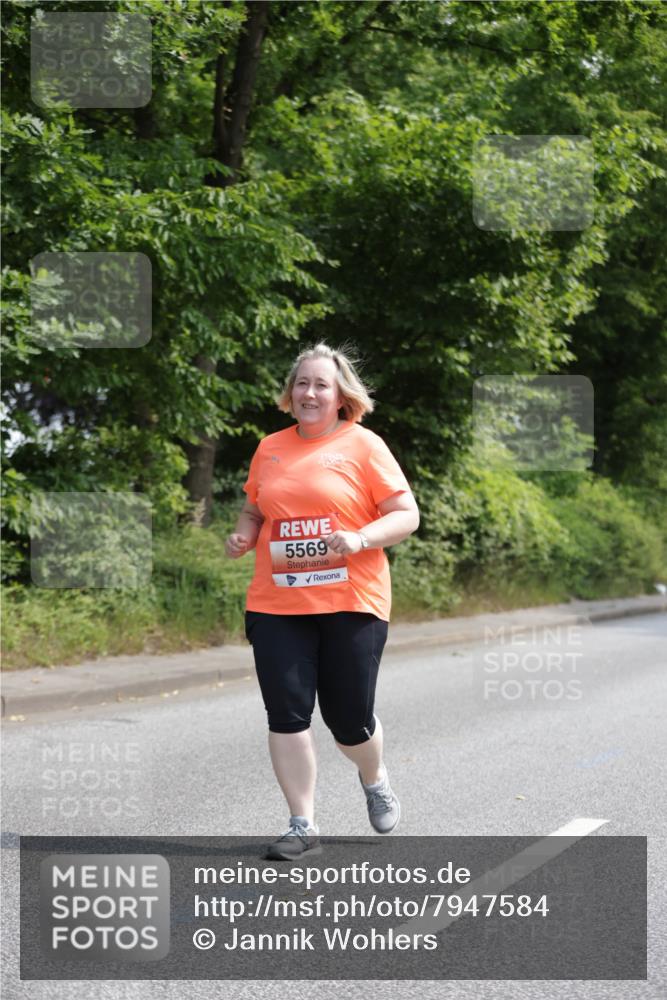 15.06.2025 - REWE Women's Run Jannik Wohlers http://msf.ph/oto/7947584 15.06.2025 10:23:26 Laufen 5569 meine-sportfotos.de