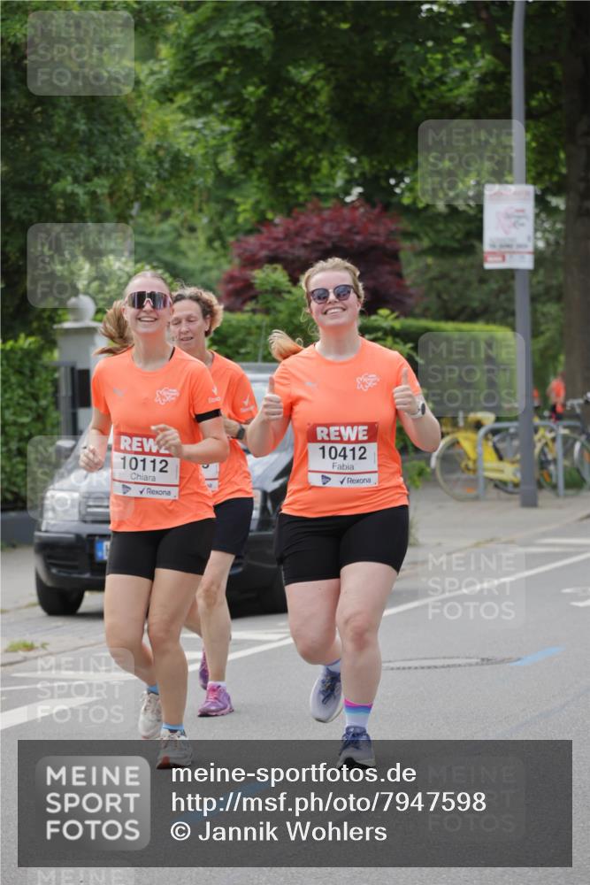 15.06.2025 - REWE Women's Run Jannik Wohlers http://msf.ph/oto/7947598 15.06.2025 08:30:32 Laufen 10112, 10412 meine-sportfotos.de