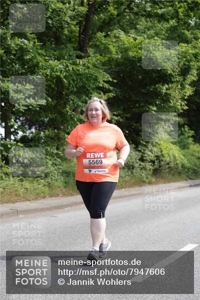 15.06.2025 - REWE Women's Run Jannik Wohlers http://msf.ph/oto/7947606 15.06.2025 10:23:26 Laufen 5569 meine-sportfotos.de