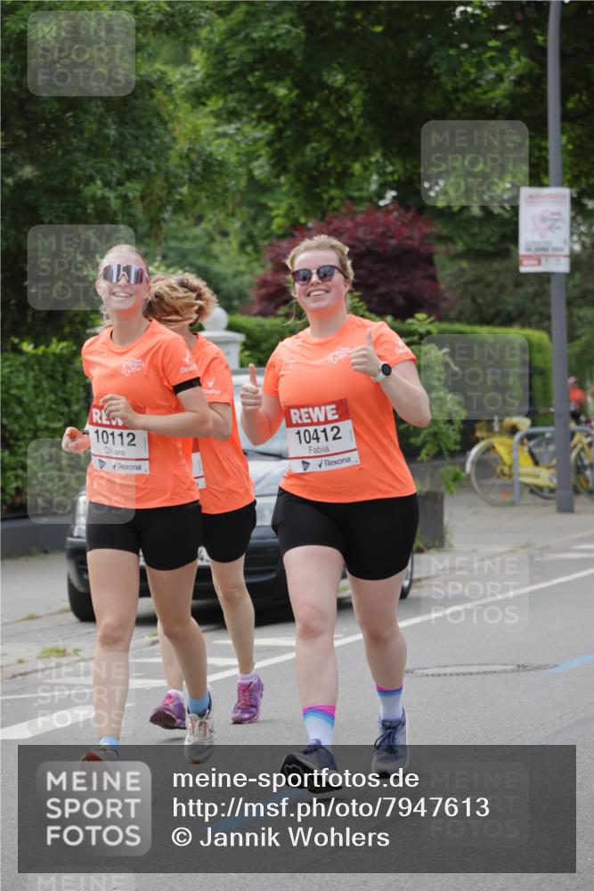 15.06.2025 - REWE Women's Run Jannik Wohlers http://msf.ph/oto/7947613 15.06.2025 08:30:32 Laufen 10112, 10412 meine-sportfotos.de