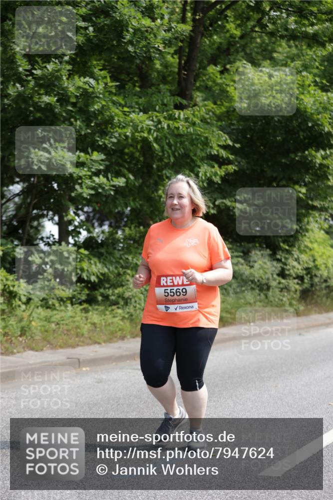 15.06.2025 - REWE Women's Run Jannik Wohlers http://msf.ph/oto/7947624 15.06.2025 10:23:27 Laufen 5569 meine-sportfotos.de