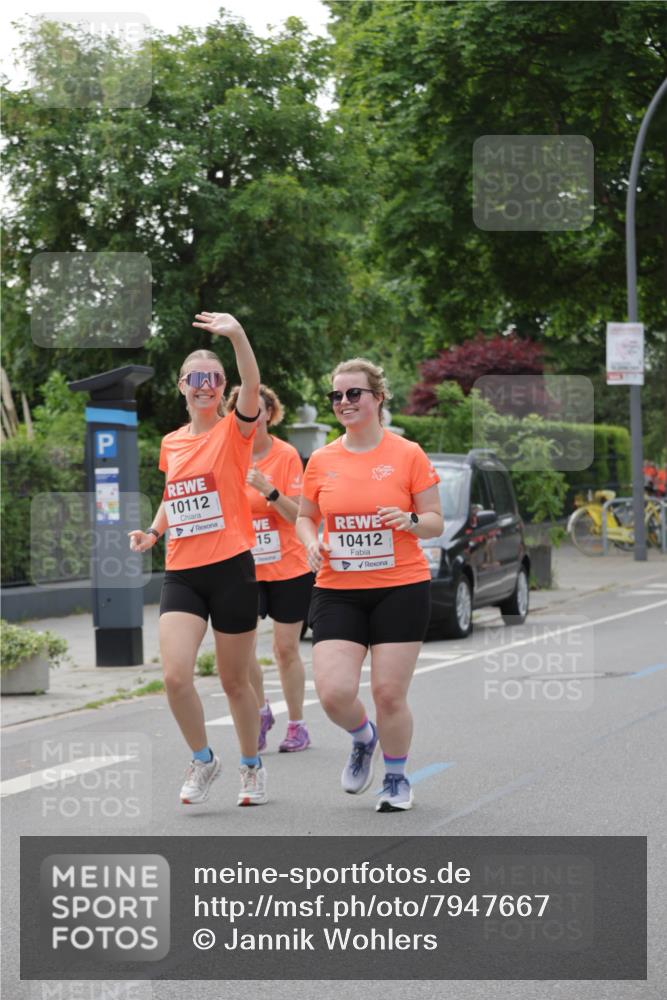 15.06.2025 - REWE Women's Run Jannik Wohlers http://msf.ph/oto/7947667 15.06.2025 08:30:33 Laufen 10112, 15, 10412 meine-sportfotos.de