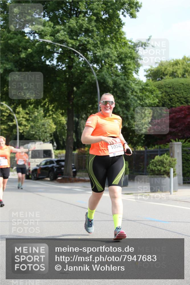15.06.2025 - REWE Women's Run Jannik Wohlers http://msf.ph/oto/7947683 15.06.2025 09:46:04 Laufen 4, 10342 meine-sportfotos.de