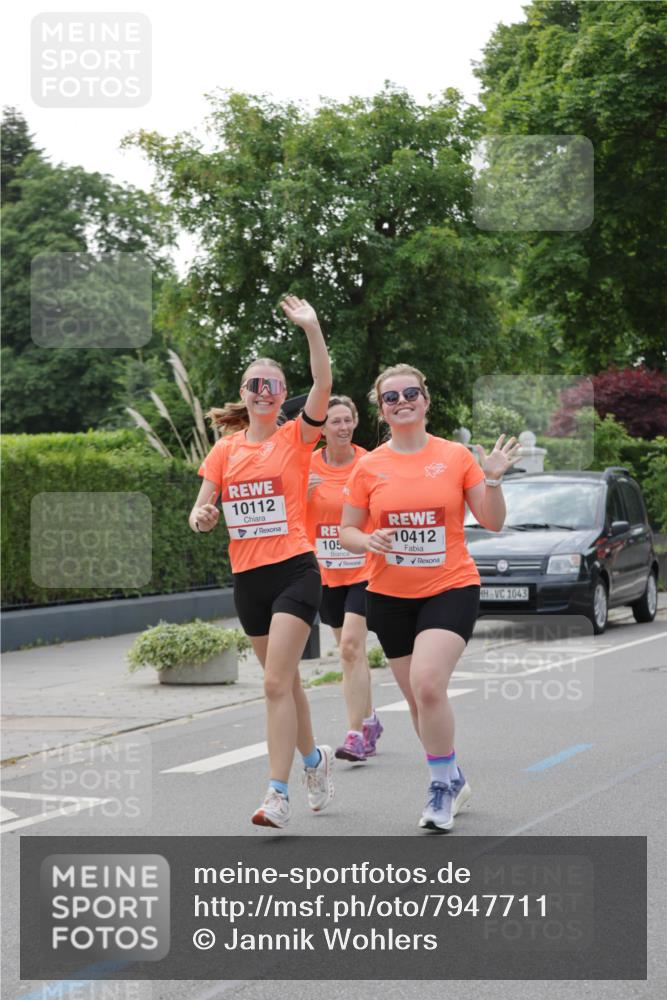 15.06.2025 - REWE Women's Run Jannik Wohlers http://msf.ph/oto/7947711 15.06.2025 08:30:33 Laufen 10112, 105, 10412, 1043 meine-sportfotos.de