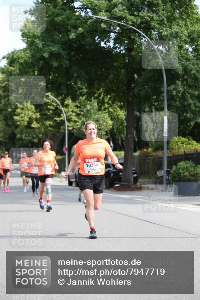 15.06.2025 - REWE Women's Run Jannik Wohlers http://msf.ph/oto/7947719 15.06.2025 09:46:05 Laufen 103, 10355 meine-sportfotos.de