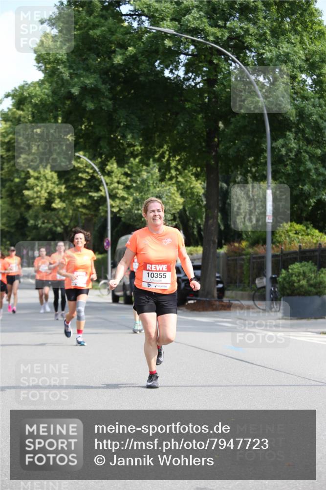 15.06.2025 - REWE Women's Run Jannik Wohlers http://msf.ph/oto/7947723 15.06.2025 09:46:05 Laufen 10355 meine-sportfotos.de