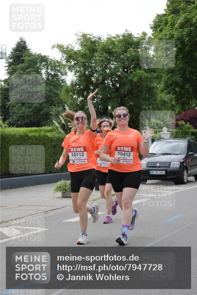 15.06.2025 - REWE Women's Run Jannik Wohlers http://msf.ph/oto/7947728 15.06.2025 08:30:34 Laufen 10112, 10, 10412, 1043 meine-sportfotos.de