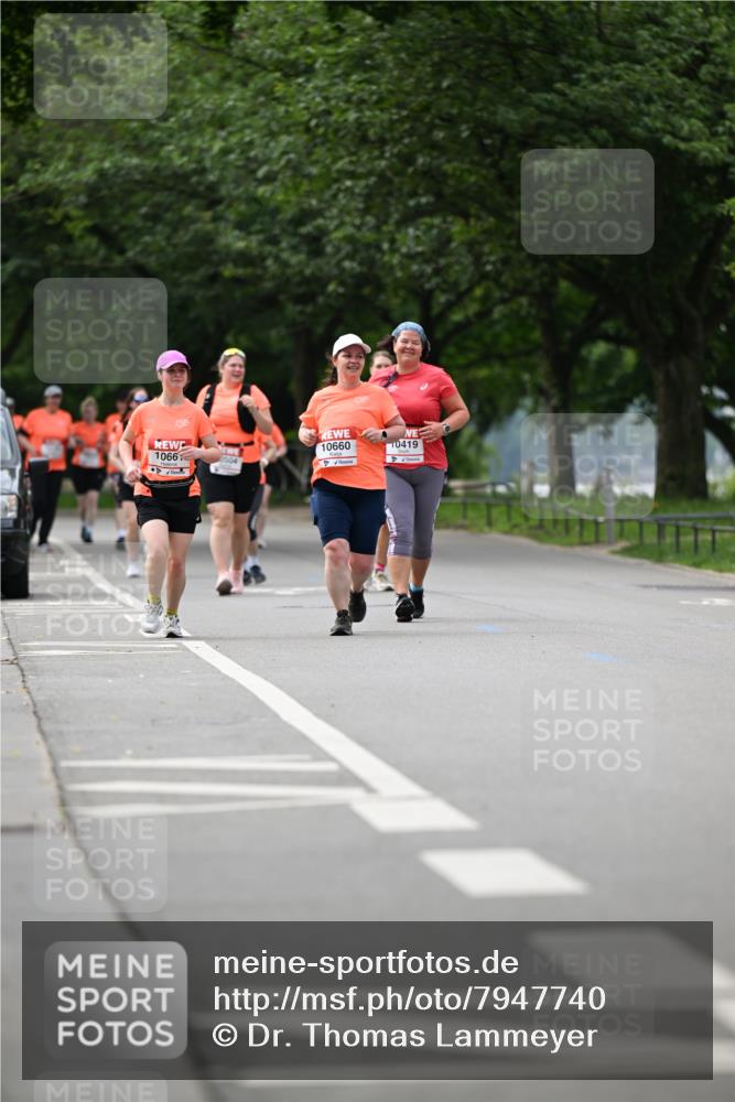 15.06.2025 - REWE Women's Run Dr. Thomas Lammeyer http://msf.ph/oto/7947740 15.06.2025 09:24:25 Laufen 10660, 0419, 1066 meine-sportfotos.de