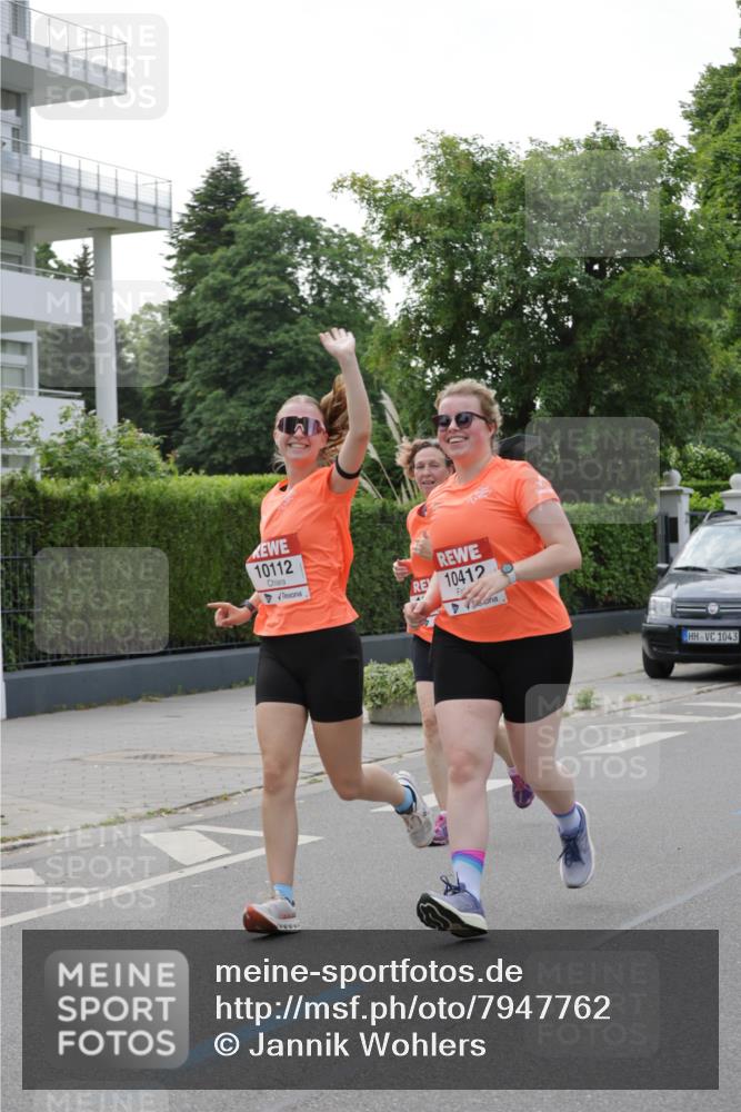 15.06.2025 - REWE Women's Run Jannik Wohlers http://msf.ph/oto/7947762 15.06.2025 08:30:34 Laufen 10112, 10412, 1043 meine-sportfotos.de