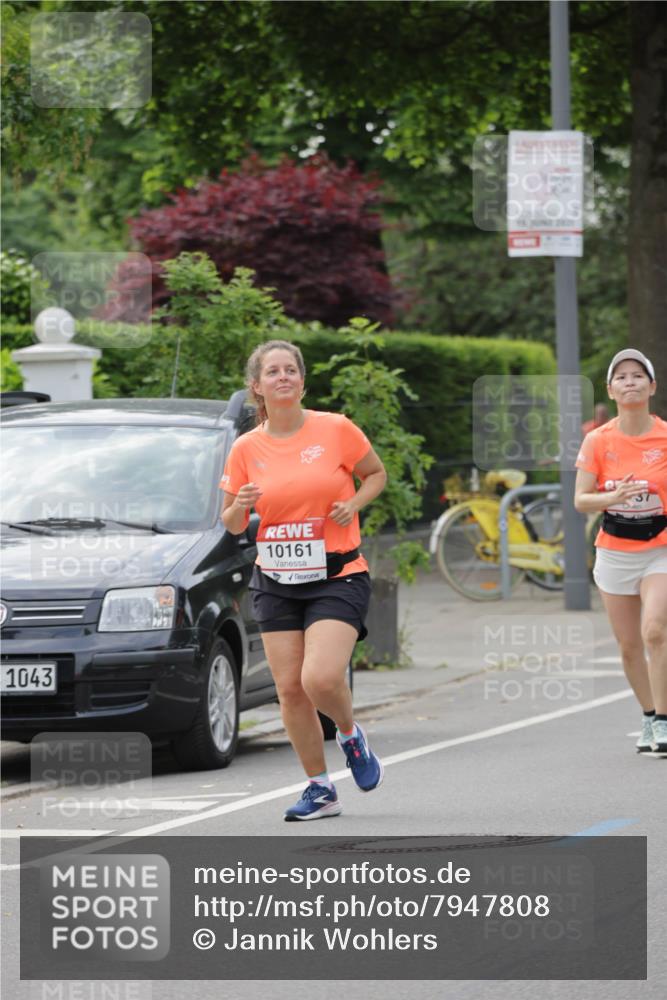 15.06.2025 - REWE Women's Run Jannik Wohlers http://msf.ph/oto/7947808 15.06.2025 08:30:36 Laufen 1043, 10161, 15, 2805 meine-sportfotos.de