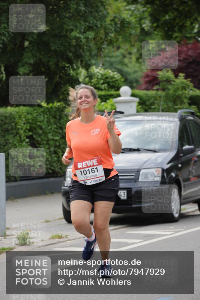15.06.2025 - REWE Women's Run Jannik Wohlers http://msf.ph/oto/7947929 15.06.2025 08:30:38 Laufen 10161, 43 meine-sportfotos.de