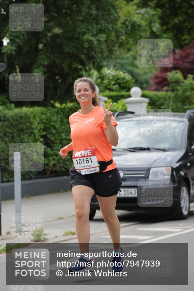 15.06.2025 - REWE Women's Run Jannik Wohlers http://msf.ph/oto/7947939 15.06.2025 08:30:38 Laufen 10161, 1043 meine-sportfotos.de