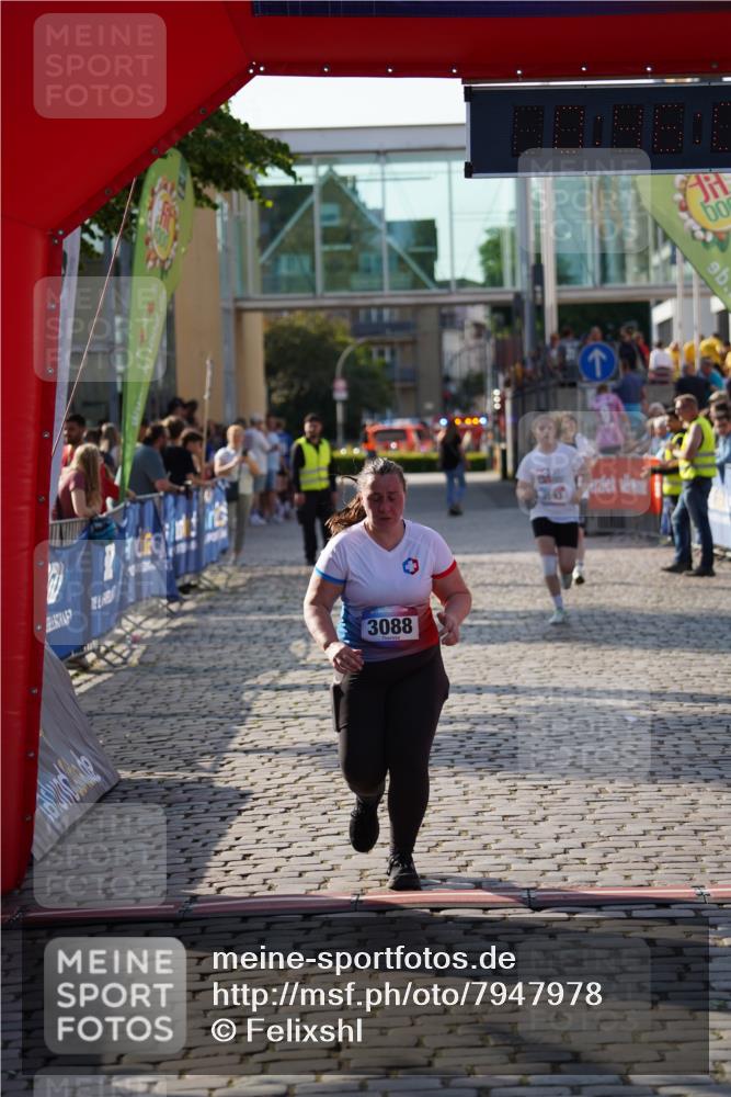 13.06.2025 - Holstenköstenlauf Felixshl http://msf.ph/oto/7947978 13.06.2025 18:16:09 Laufen 2378, 3088, 3593 meine-sportfotos.de