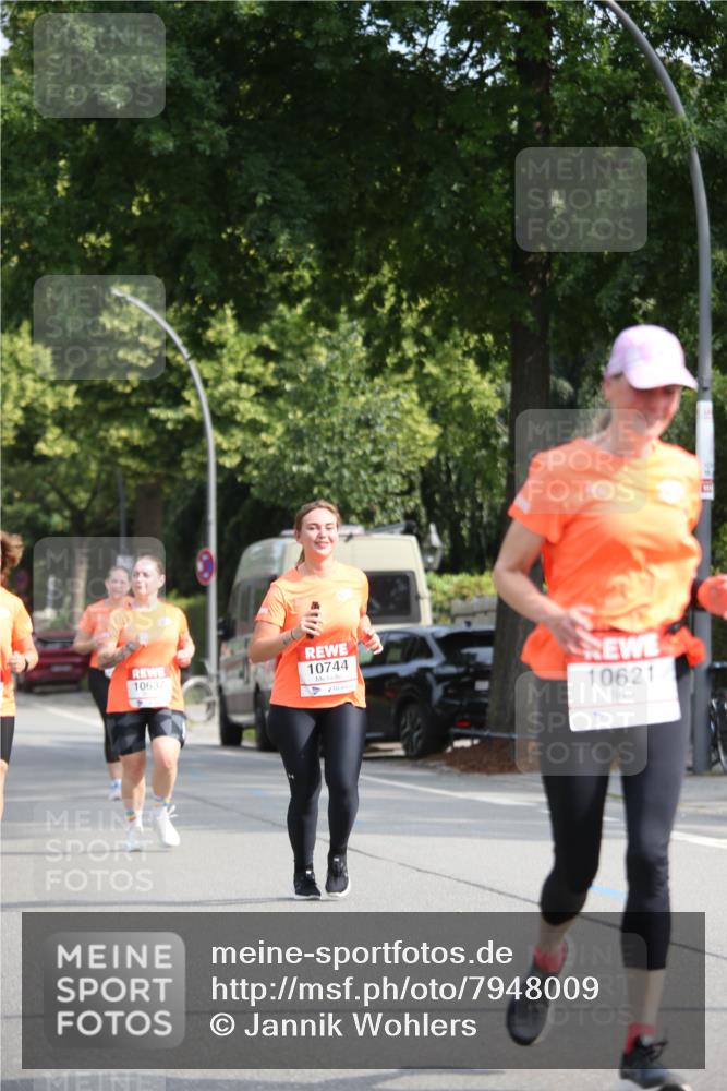 15.06.2025 - REWE Women's Run Jannik Wohlers http://msf.ph/oto/7948009 15.06.2025 09:46:21 Laufen 10637, 10744, 10621 meine-sportfotos.de