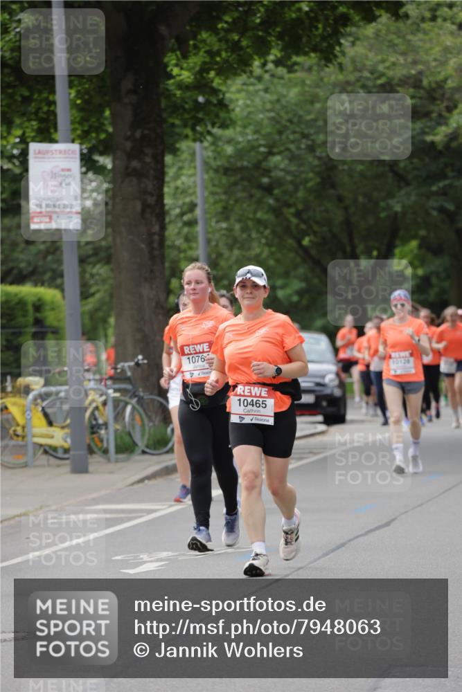 15.06.2025 - REWE Women's Run Jannik Wohlers http://msf.ph/oto/7948063 15.06.2025 08:30:43 Laufen 15, 2825, 1076, 10465, 10128 meine-sportfotos.de