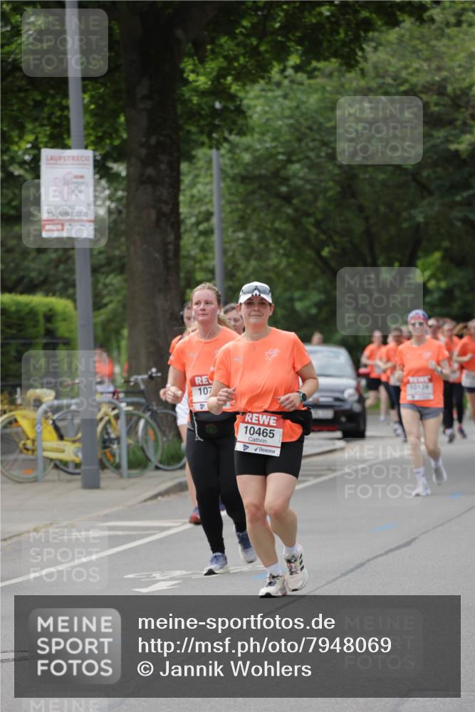 15.06.2025 - REWE Women's Run Jannik Wohlers http://msf.ph/oto/7948069 15.06.2025 08:30:44 Laufen 10465 meine-sportfotos.de