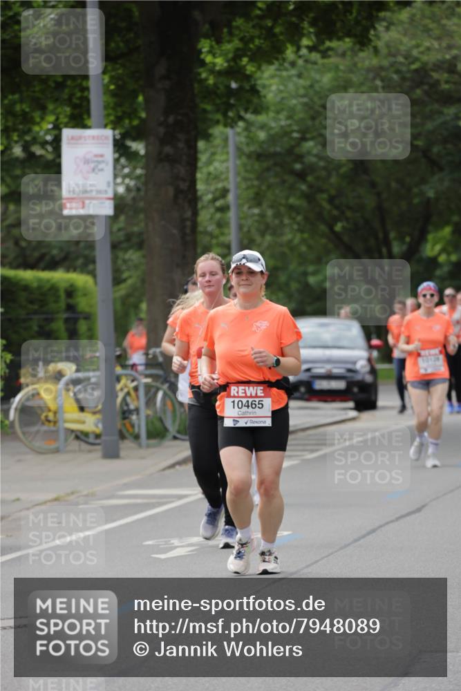15.06.2025 - REWE Women's Run Jannik Wohlers http://msf.ph/oto/7948089 15.06.2025 08:30:44 Laufen 10465 meine-sportfotos.de