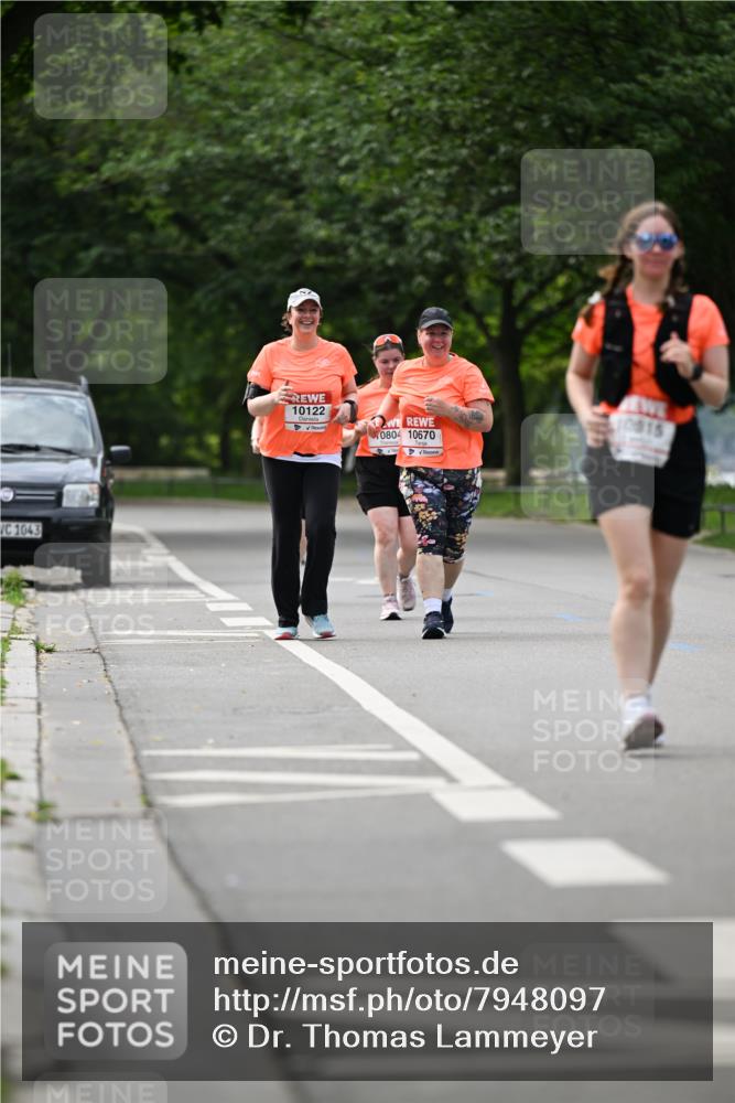 15.06.2025 - REWE Women's Run Dr. Thomas Lammeyer http://msf.ph/oto/7948097 15.06.2025 09:24:41 Laufen 1043, 10122, 0804, 10670, 0815 meine-sportfotos.de