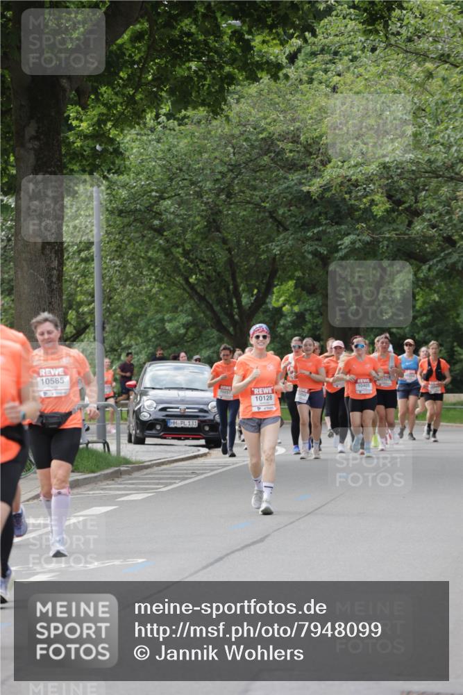 15.06.2025 - REWE Women's Run Jannik Wohlers http://msf.ph/oto/7948099 15.06.2025 08:30:45 Laufen 10585, 131, 10405, 10257, 10128 meine-sportfotos.de